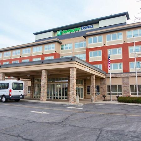 Holiday Inn Express Columbus Airport Easton מראה חיצוני תמונה