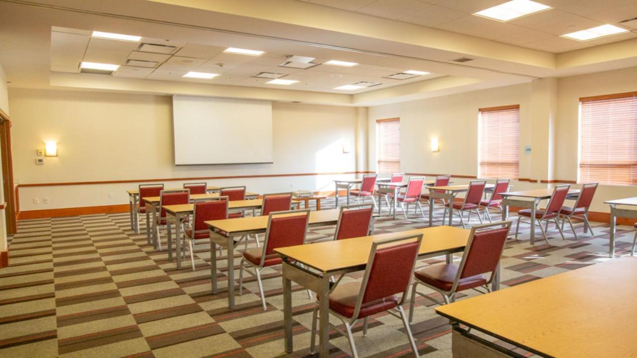 Holiday Inn Express Columbus Airport Easton מראה חיצוני תמונה