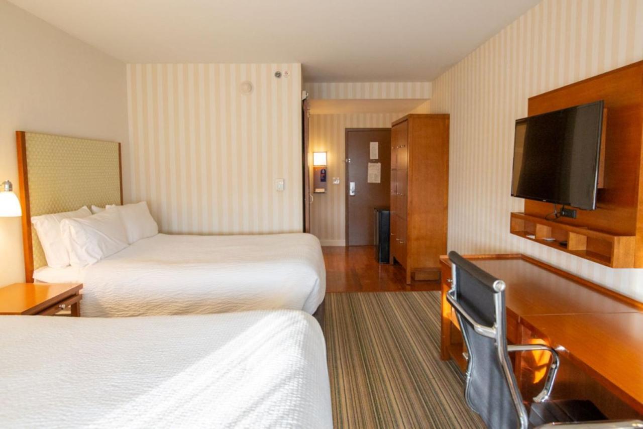 Holiday Inn Express Columbus Airport Easton מראה חיצוני תמונה