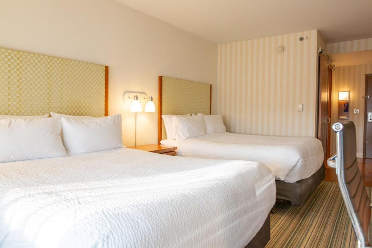 Holiday Inn Express Columbus Airport Easton מראה חיצוני תמונה