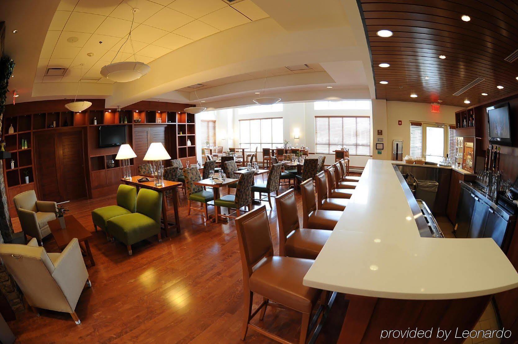 Holiday Inn Express Columbus Airport Easton מסעדה תמונה